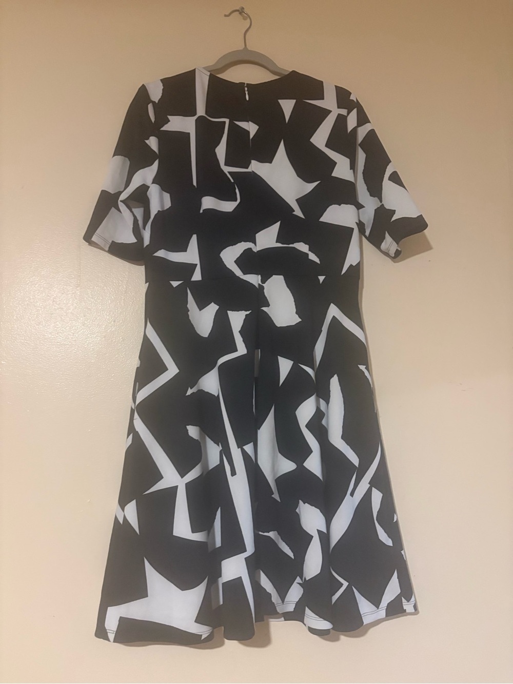 Donna Morgan Black & White Abstract Fit-and-Flare Midi Dress